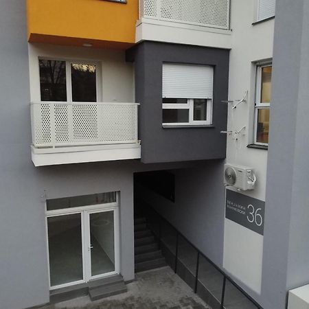 Green Apartment สโกเปีย ภายนอก รูปภาพ